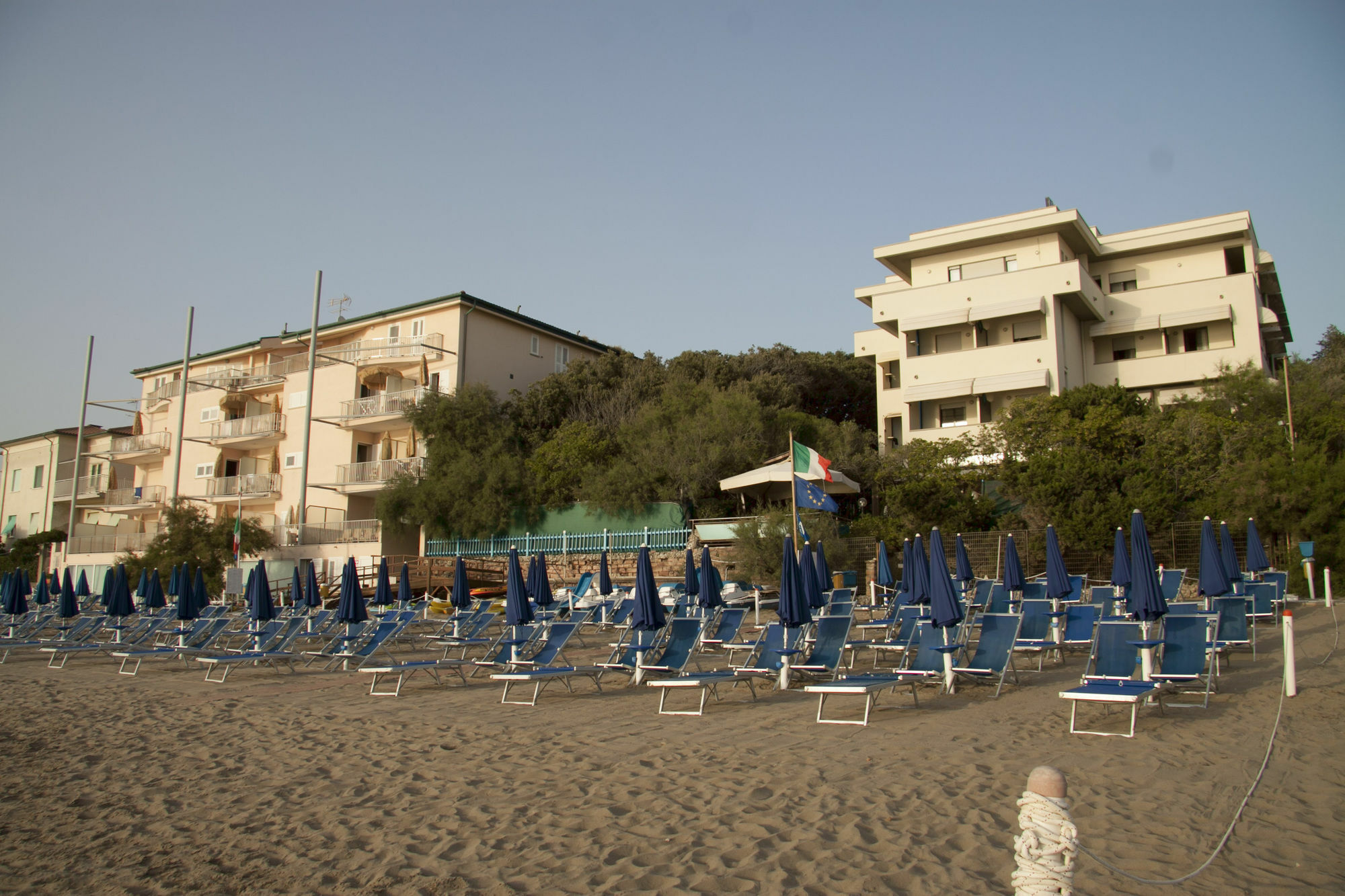 Lo Scoglietto 3* San Vincenzo
