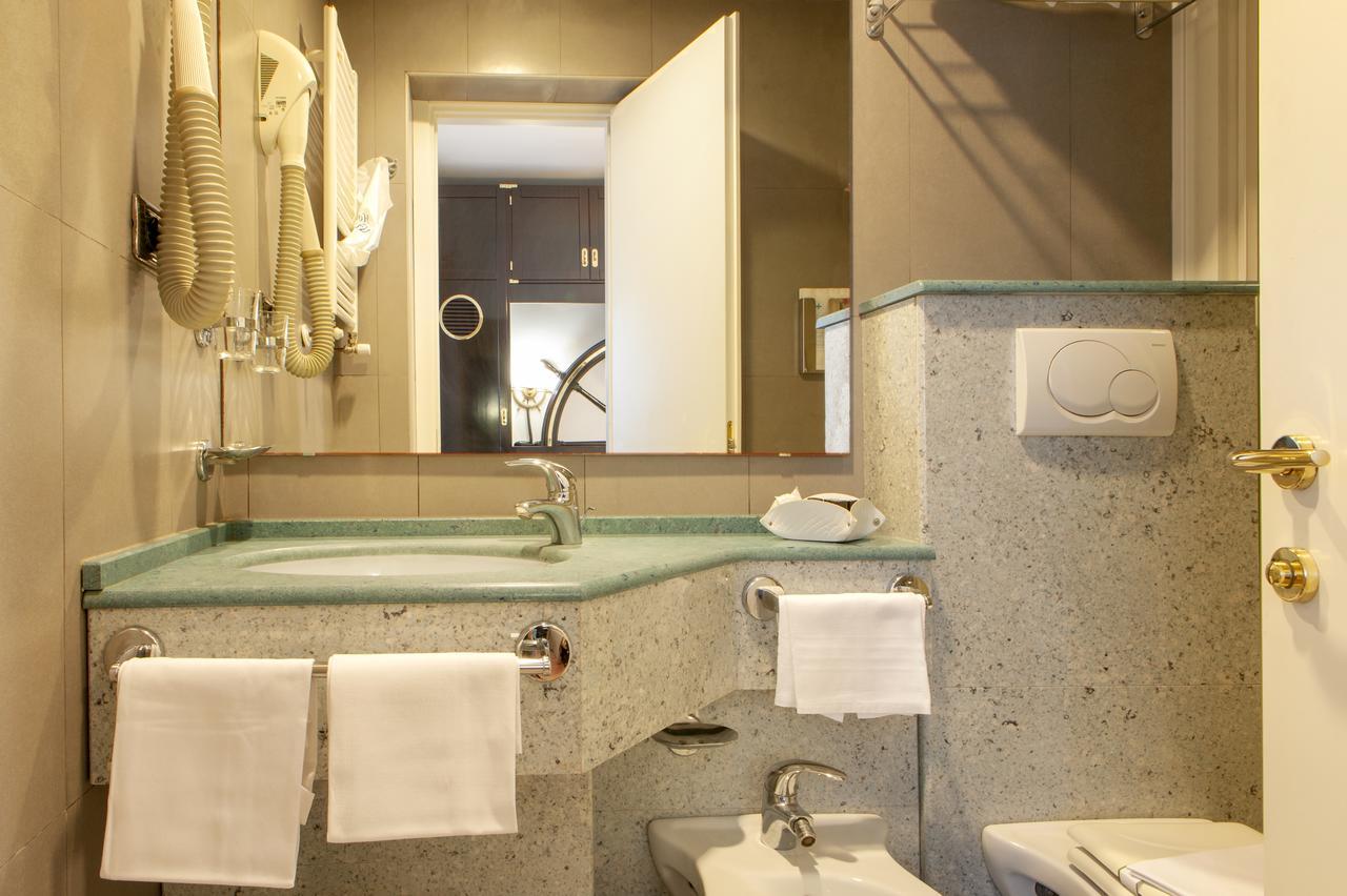 Lo Scoglietto Hotel 3*
