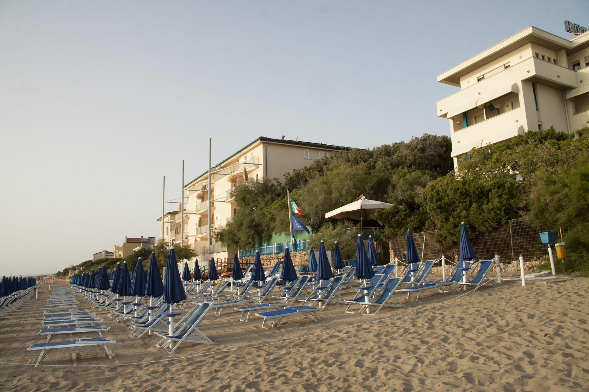 Hotel Lo Scoglietto 3*